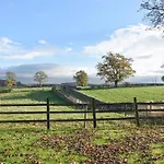 Quarry בית נופש *